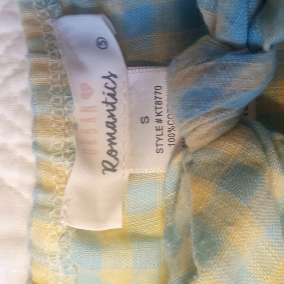 Plaid summer top - Picture 2 of 2